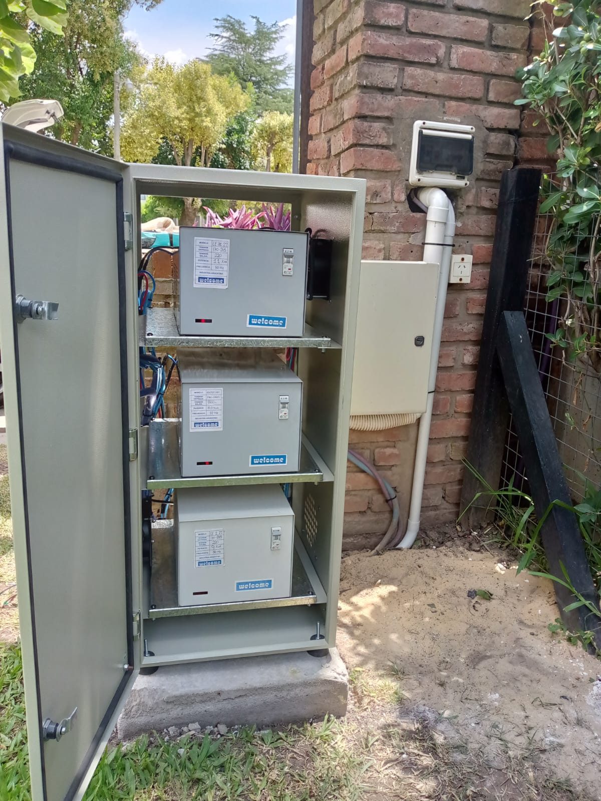 Trabajo de electricidad, después — TechCam Hogar
